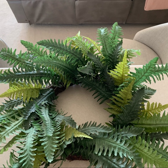 Leafy wreath - Picture 3 of 8